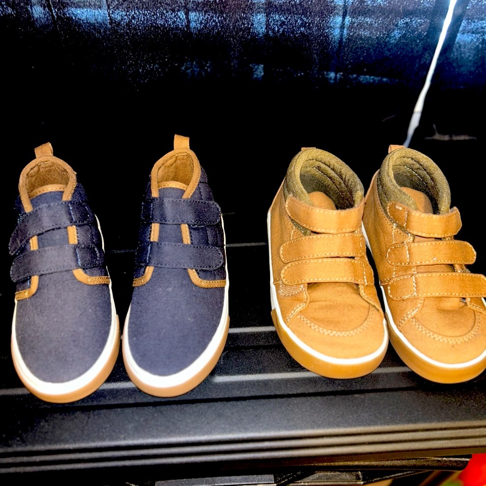 2 pairs of brand new toddler shoes